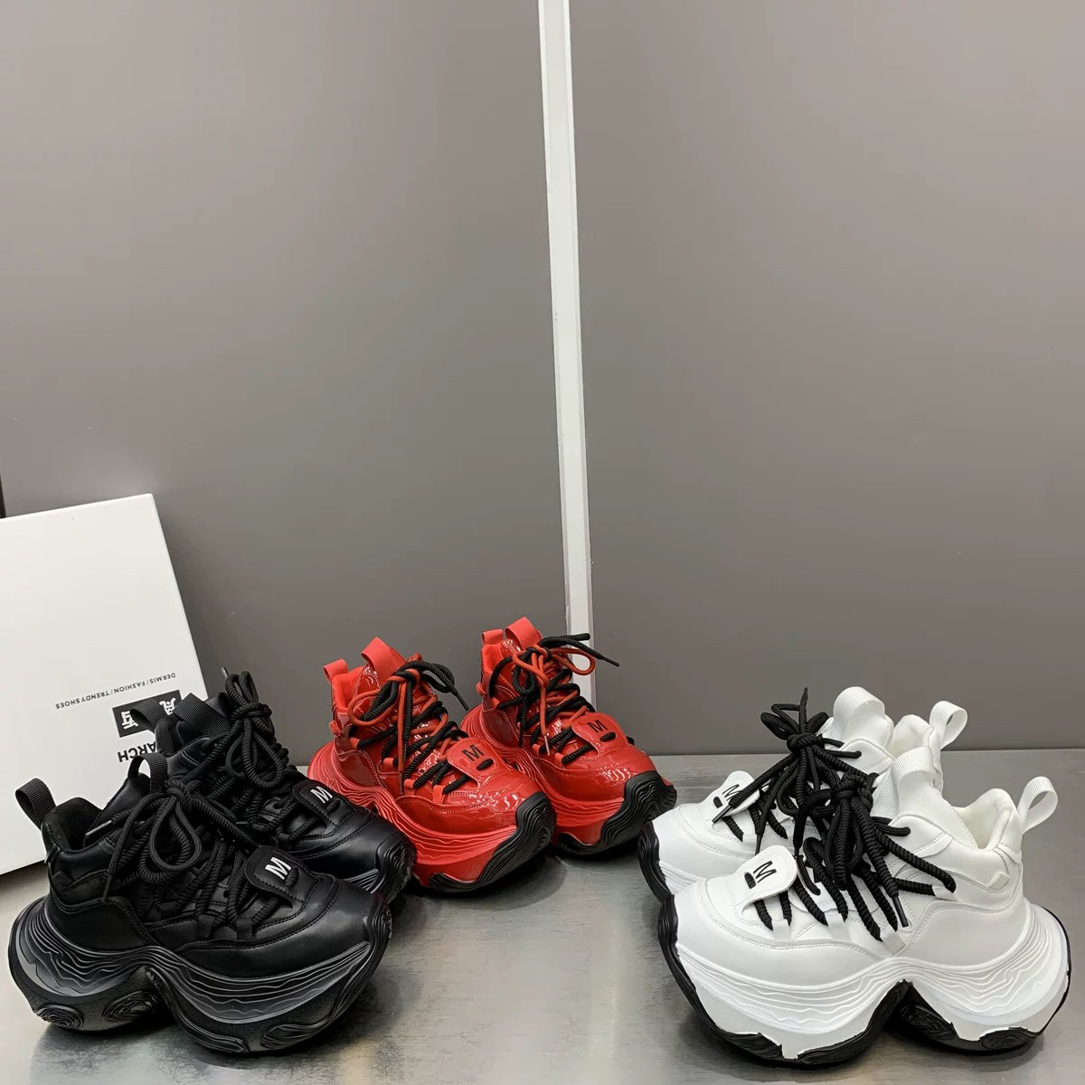 广州欧货【新年红】2026春季新款绑带潮流拼色7cm厚底老爹鞋韩版ins