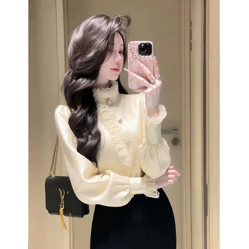 香槟杏色衬衣女款2026春秋季新款长袖衬衫内搭叠穿宫廷打底衫上衣