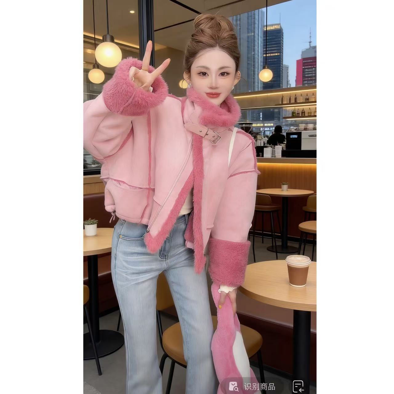 曼曼【野莓日记】韩系环保皮毛一体加厚保暖外套25419#