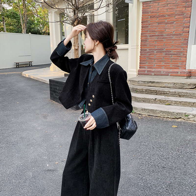 黑色高级感套装女2025春季新款盐系穿搭超好看上衣阔腿裤两件套