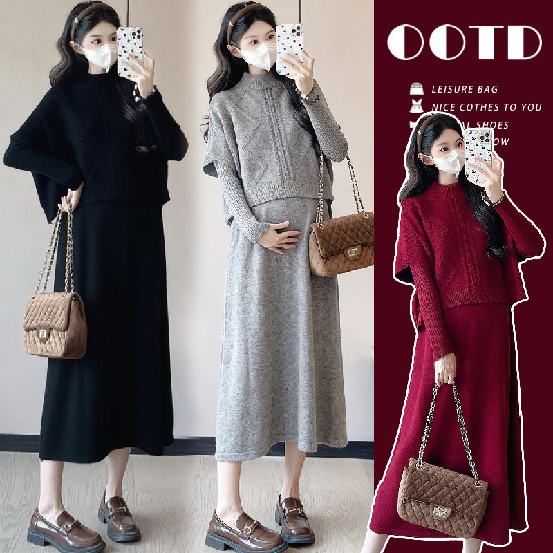 孕妇连衣裙新年红色套装2025秋冬季弹力针织毛衣打底裙孕妇两件套