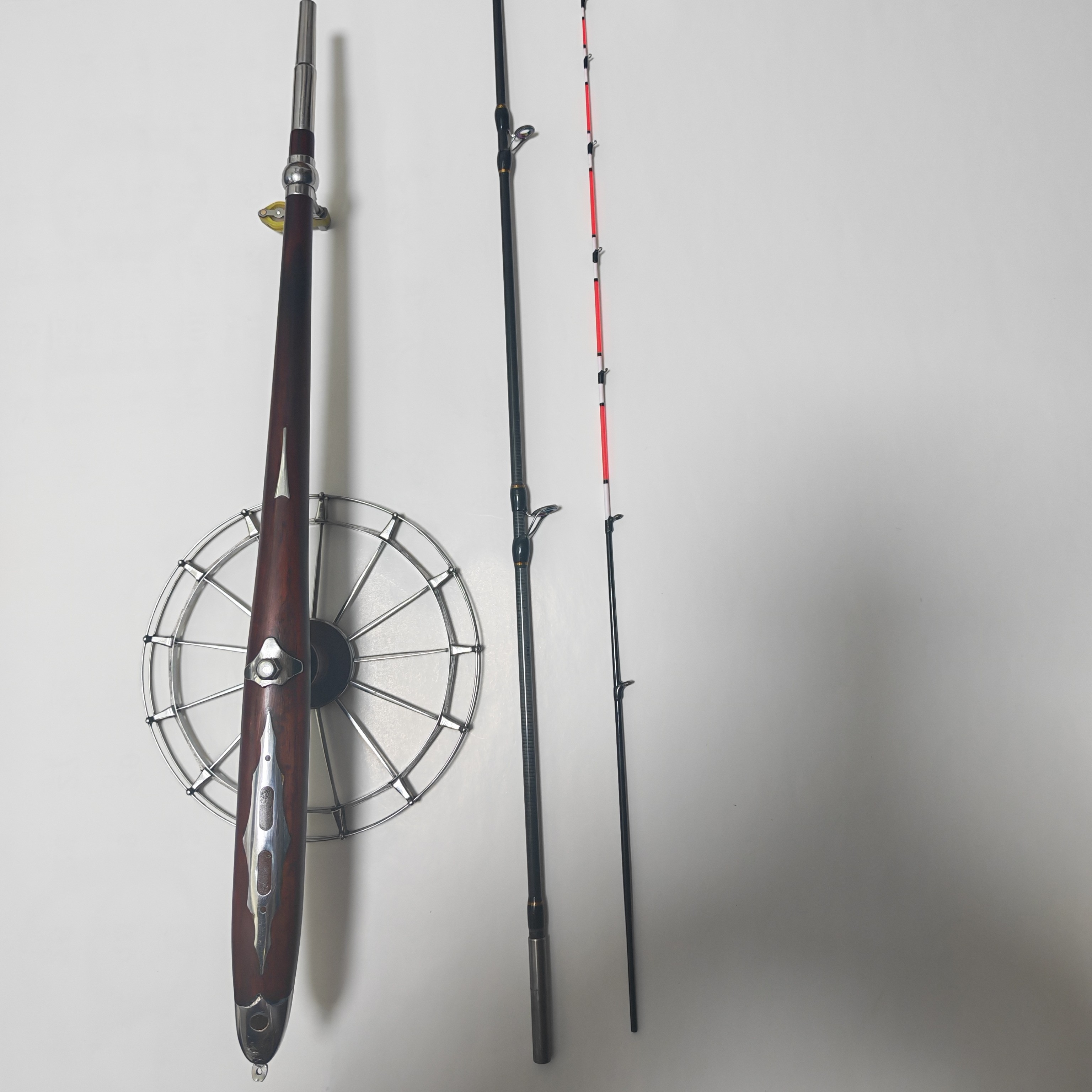全不锈钢盘，红木手把，扦节竿盘车钓