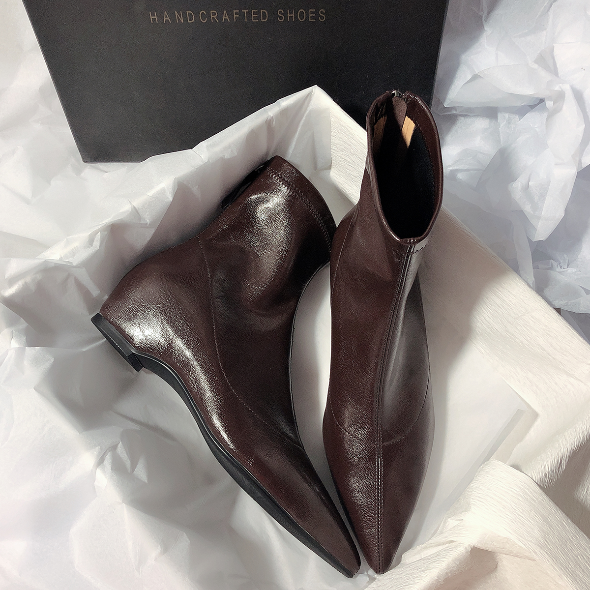 软皮版~尖头瘦瘦靴女法式气质白色短靴低跟百搭弹力短筒时装靴子