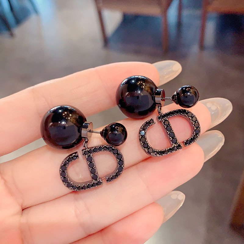 铜合金亚克力耳饰 黑色字母耳钉女小众设计感耳环轻奢百搭耳钉