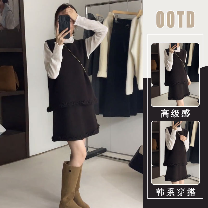 2025秋季新款韩系时尚木耳边无袖马甲女高腰显瘦短裙慵懒风三件套