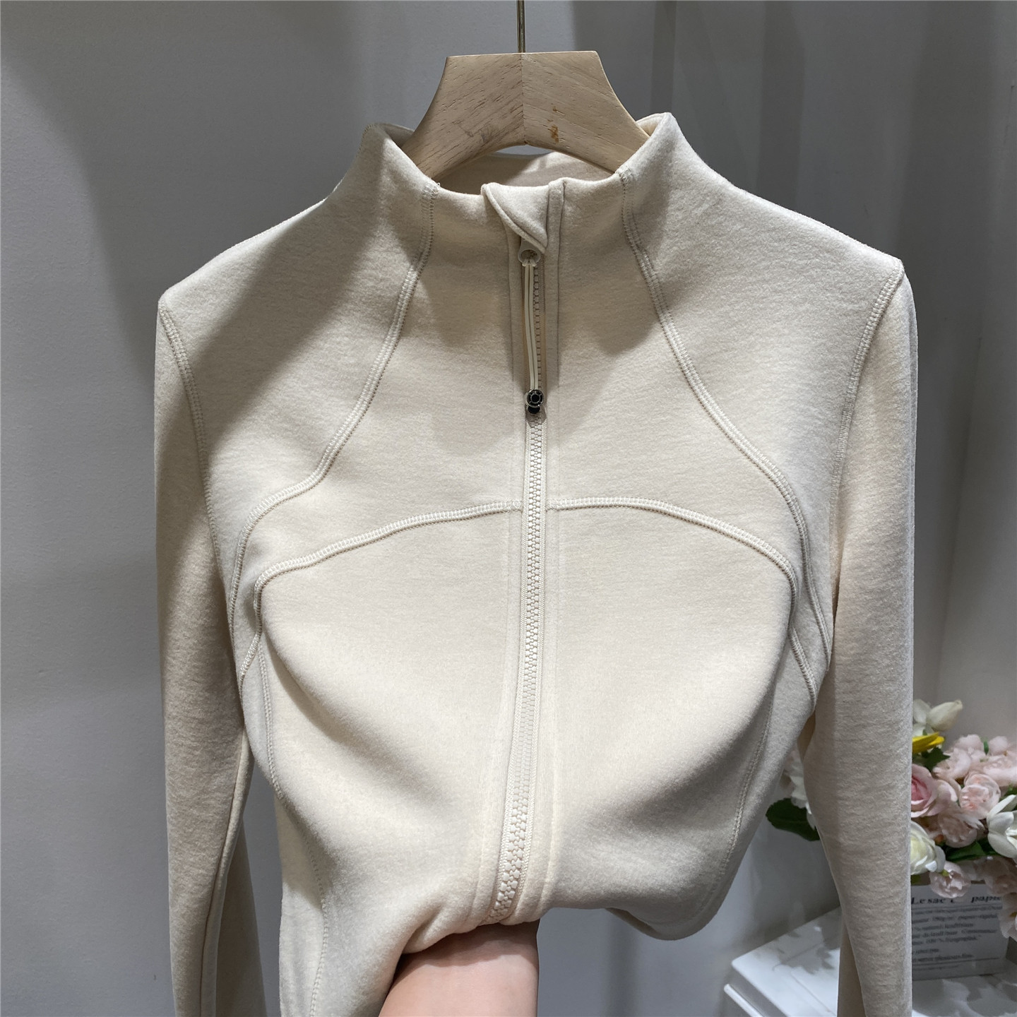 上身巨舒服！设计感别致立领双拉链开衫卫衣女秋冬新款德绒打底衫