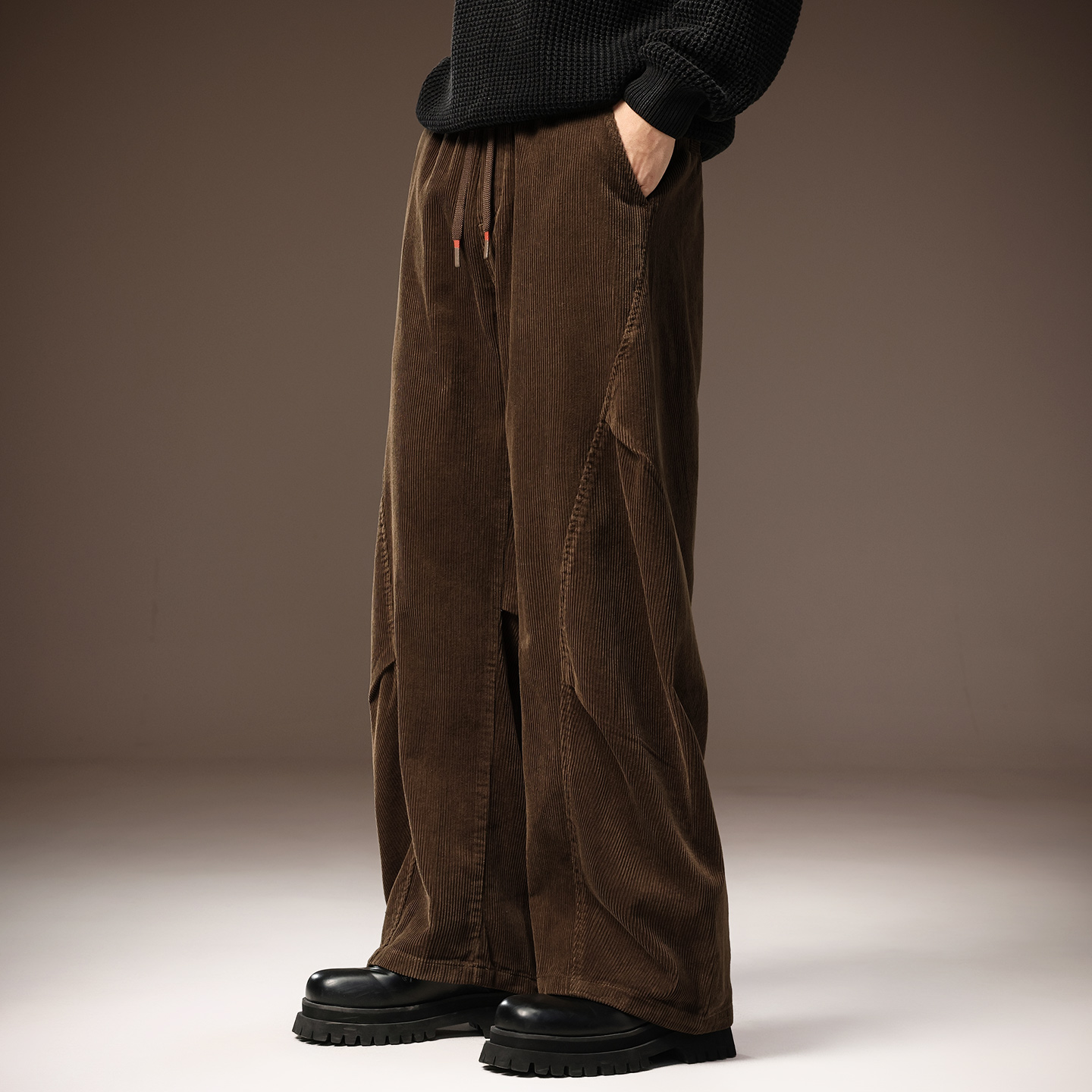 高端美式复古灯芯绒弯刀休闲裤男秋季新款松弛感宽松垂感卫裤子男