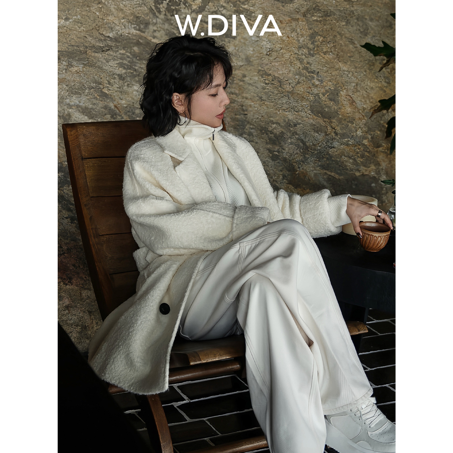 W.Diva【白茸】贝贝苏丽羊驼毛羊毛保暖大衣配腰带外套54C033294