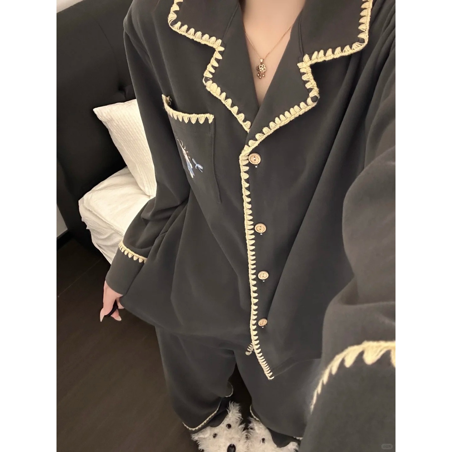 甜美简约复古撞色高级感德绒睡衣女秋冬季加绒加厚保暖家居服套装