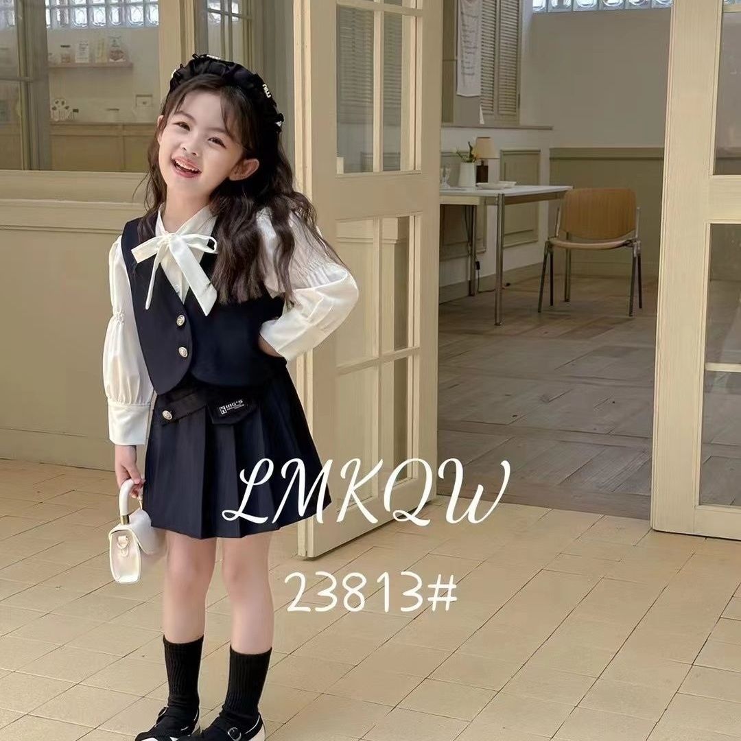 童泰【万达撤柜现货】女童早秋套装洋气2025新款儿童jk制服学院风宝
