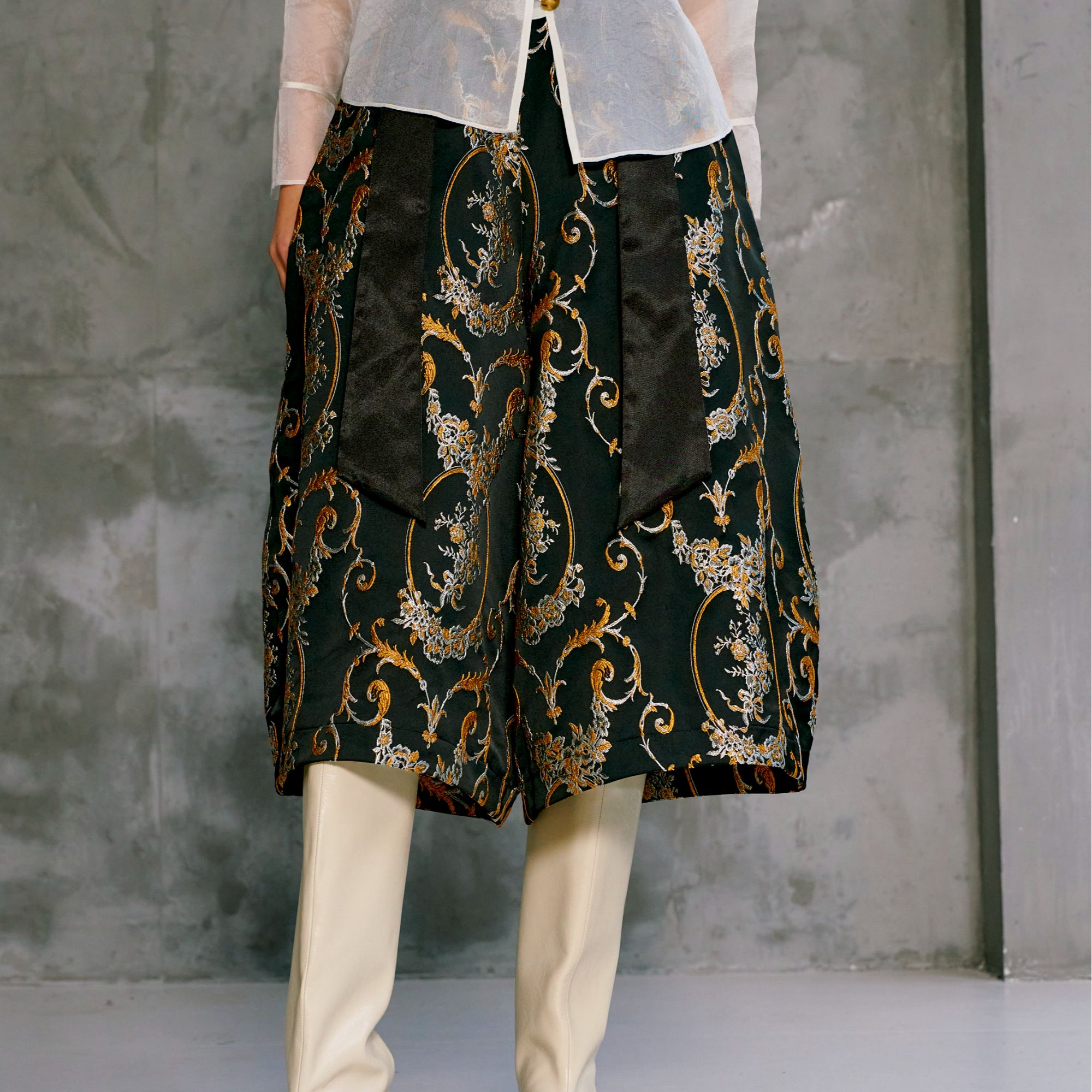 朱总原创设计墨玉飘金L24K-3C148新款时尚裤子