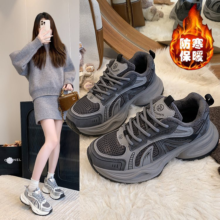 轻便软底显脚小加绒保暖老爹鞋女2025冬季新款防滑百搭运动跑步鞋