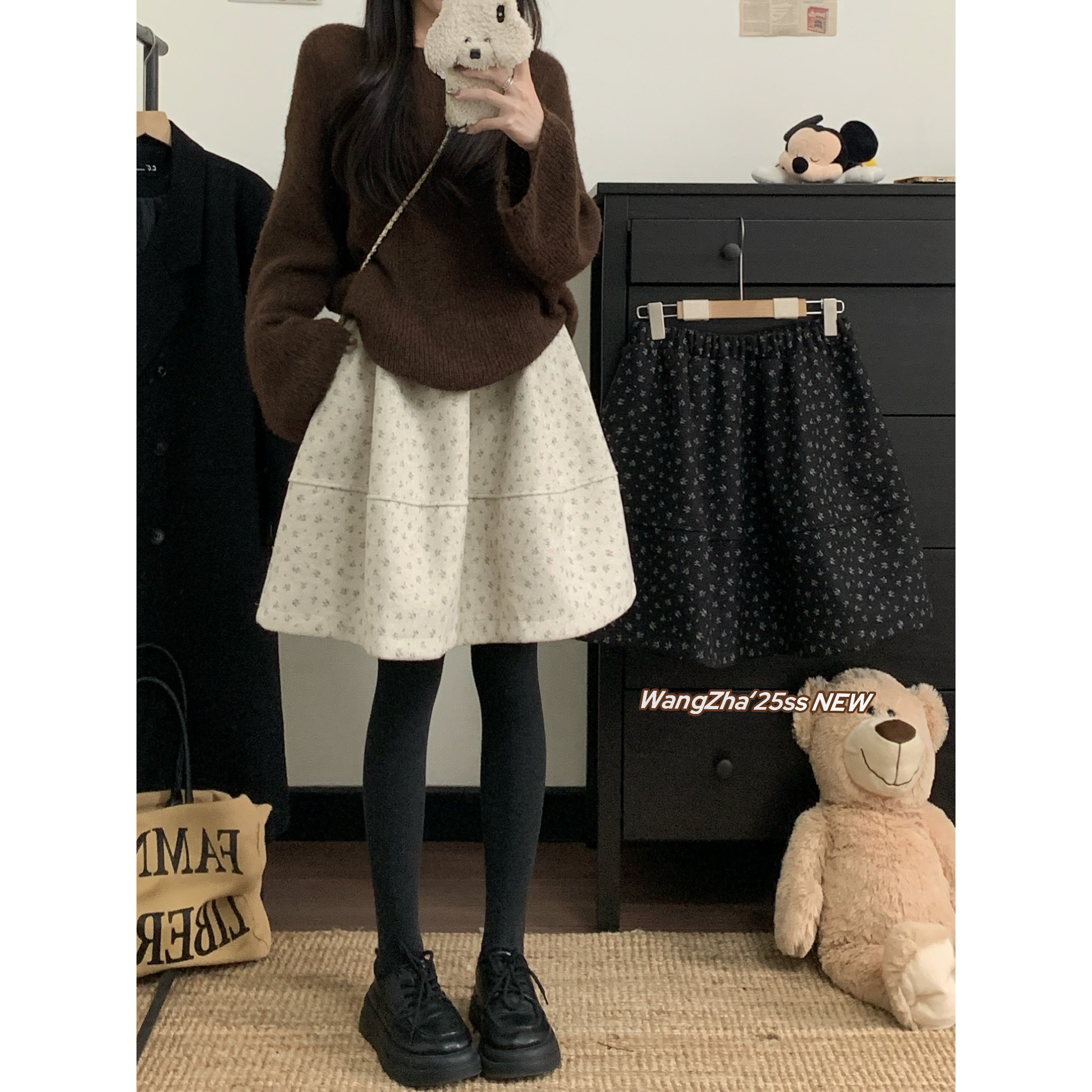 复古毛呢碎花半身裙女2025秋冬新款高腰显瘦气质加厚A字中裙子ins