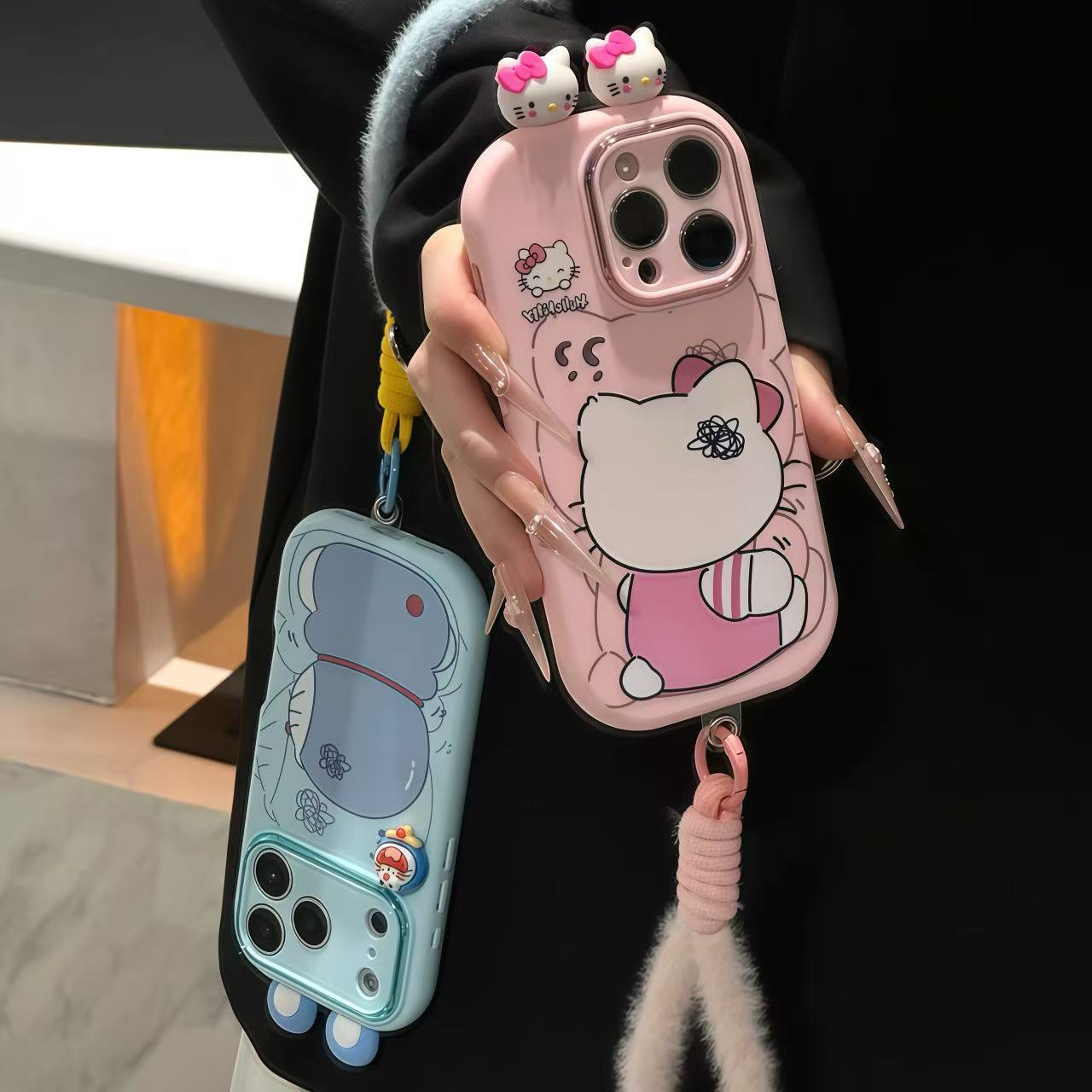 叮当猫凯蒂公仔挂绳适用苹果17/16promax手机壳华为vivoppo小米17