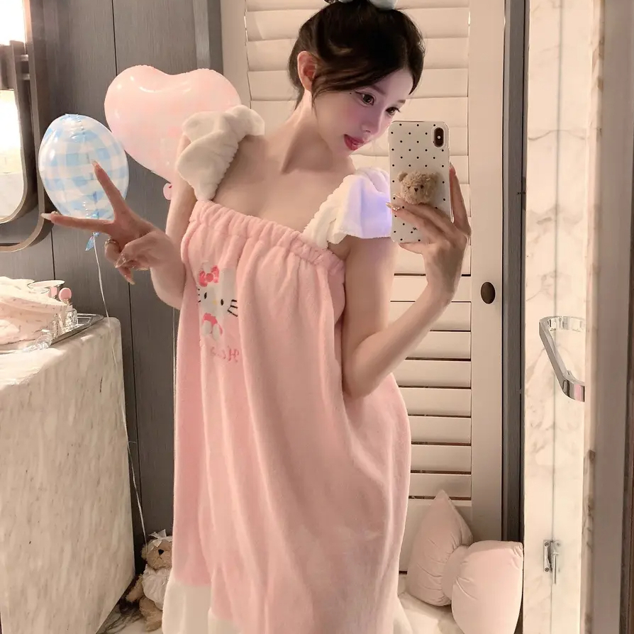 ins少女心可爱吊带浴裙女日系HelloKitty双肩带毛绒洗澡浴袍qt