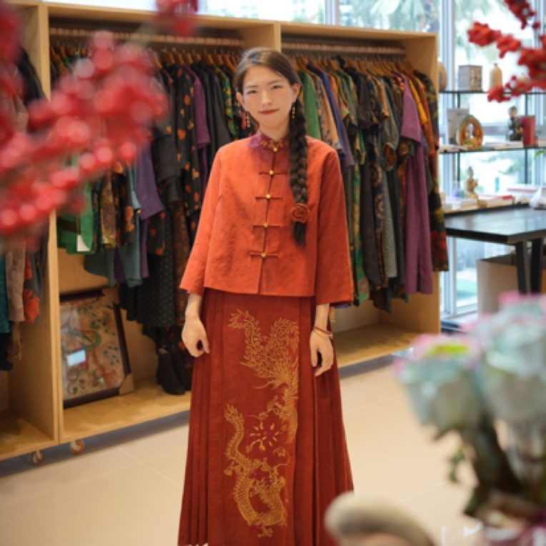 《侍香金》香云纱桑蚕丝新中式对襟盘扣背心马面裙套装喜婆婆喜妈妈