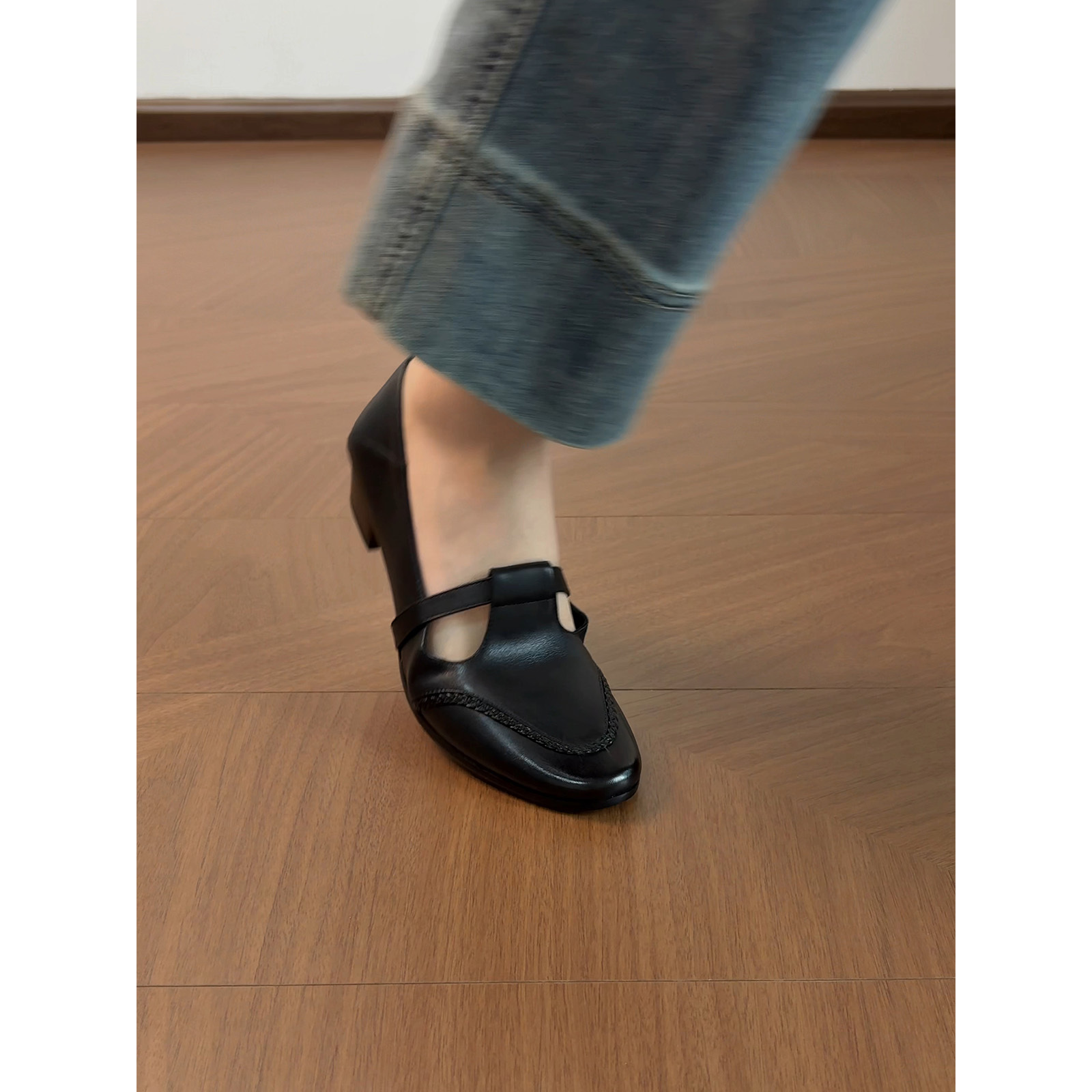 3cm/2598牛皮圆头复古低跟单鞋女百搭真皮粗跟英伦中跟乐福鞋