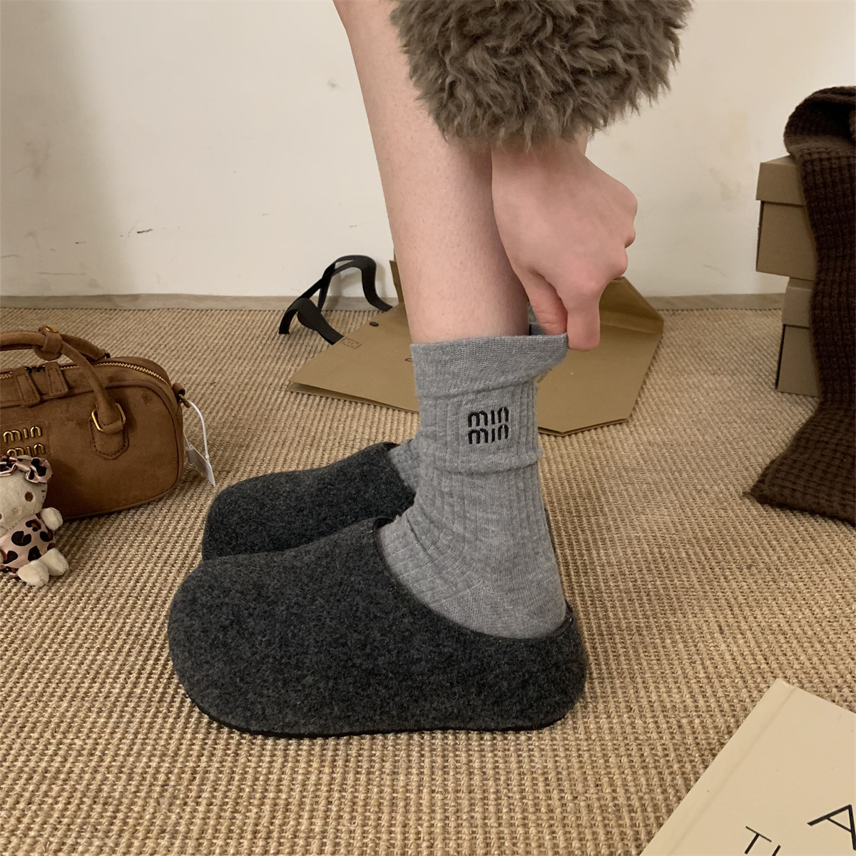 小个子厚底增高5cm复古丑萌大头面包鞋子女灰色毛呢加绒勃肯鞋