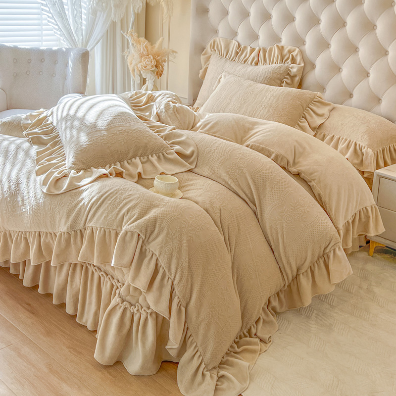 2025新款加厚保暖雕花牛奶绒床盖加绒四件套-秘享