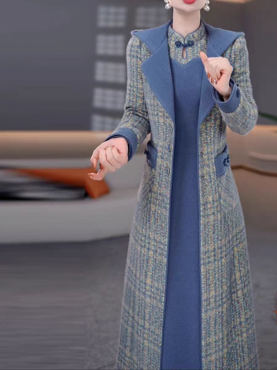 秋冬常规常规款圆领外套洋气冬季大衣中老年女装风衣格子连帽