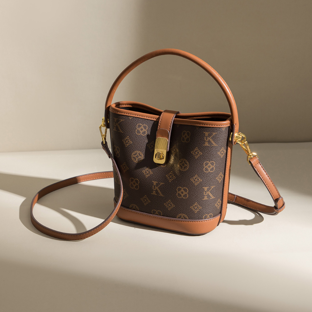 【10月新品】优库迪斯UK女包2025水桶包轻奢复古时尚老花单肩斜挎包