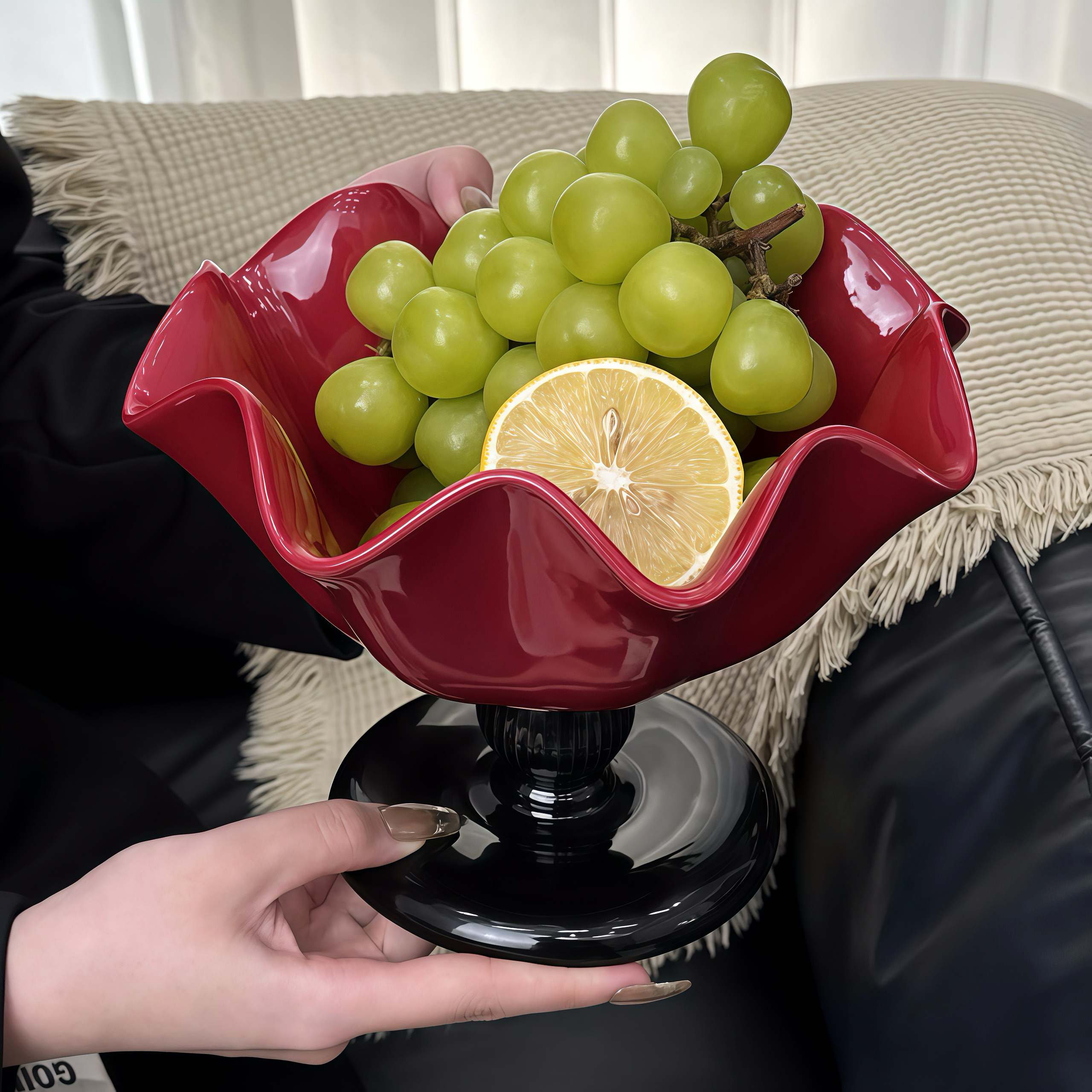 高颜值陶瓷水果盘红色果盘家用高脚干果盘客厅茶几甜品盘零食盘子