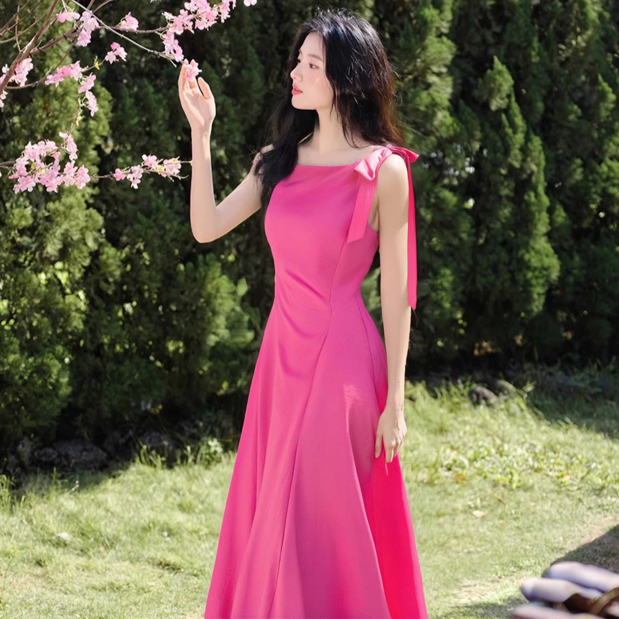 C2025年新款韩版时尚今年流行的夏季新品连衣裙女潮修身女D2442