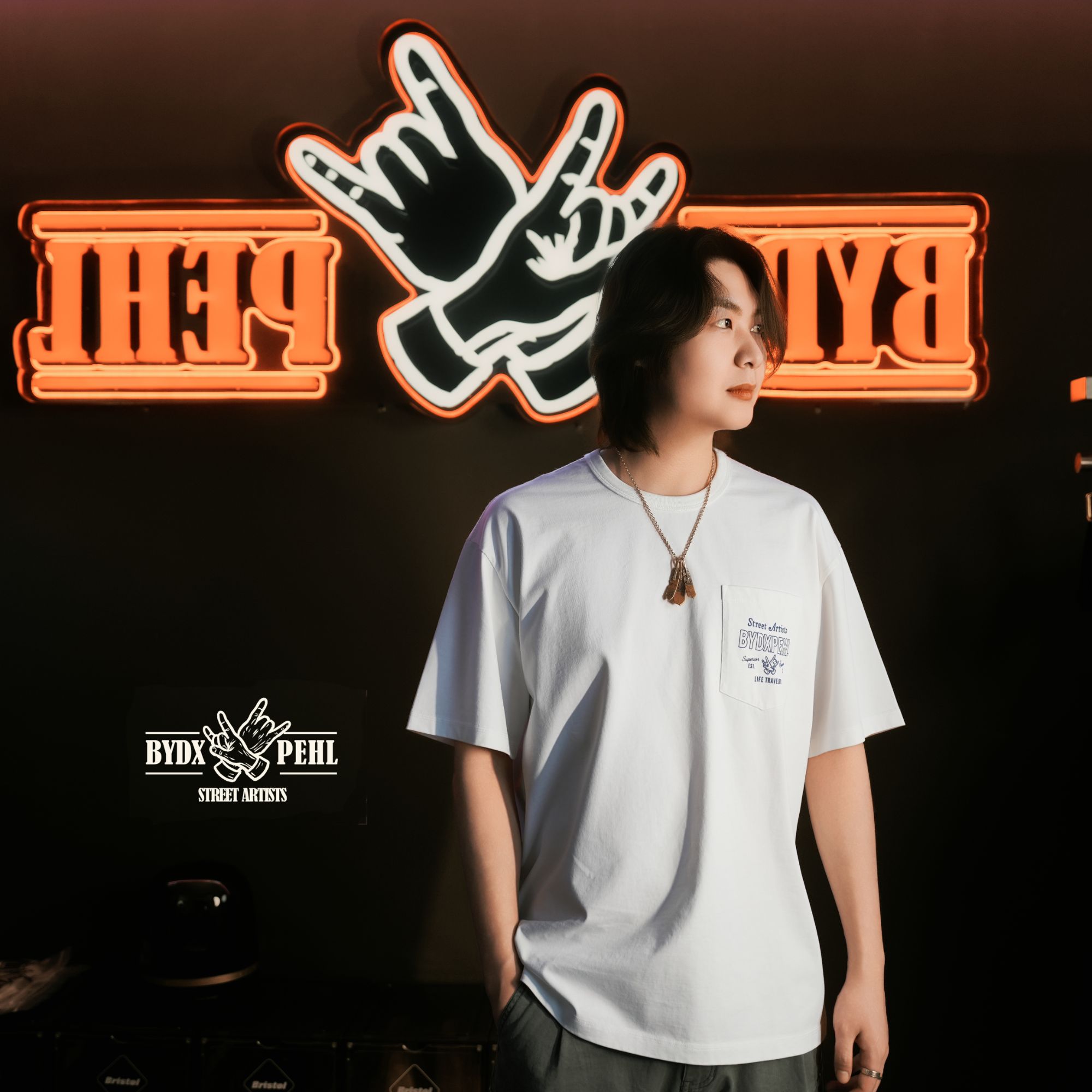 抬头 不要倒下 破而后立 PEHL T恤 新款