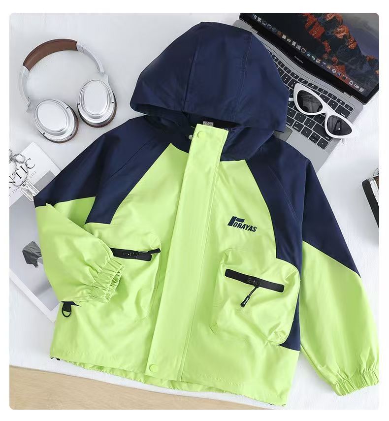 潮男童秋装拼接户外冲锋衣外套2025新款儿童男孩秋季痞帅工装夹克