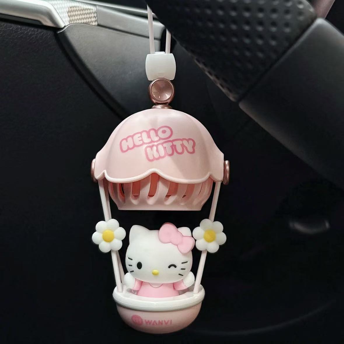 【热气球kitty香薰】车挂件可爱kitty猫汽车摆件卡通情侣闺蜜礼物