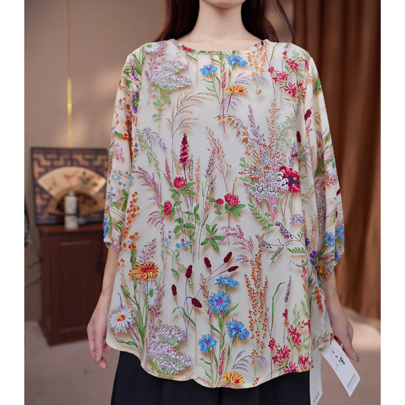 132/气质高级麦穗花田珍珠软纱上衣