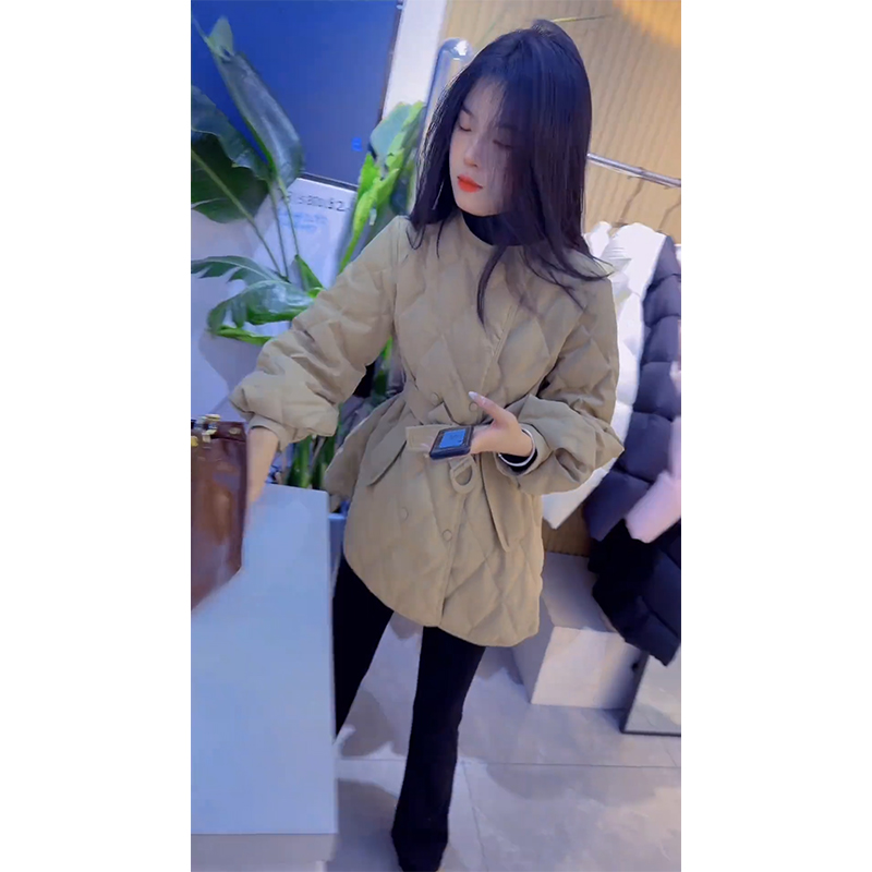 今年流行漂亮棉服2025新款保暖显瘦气质大衣送腰带时尚棉服外套女