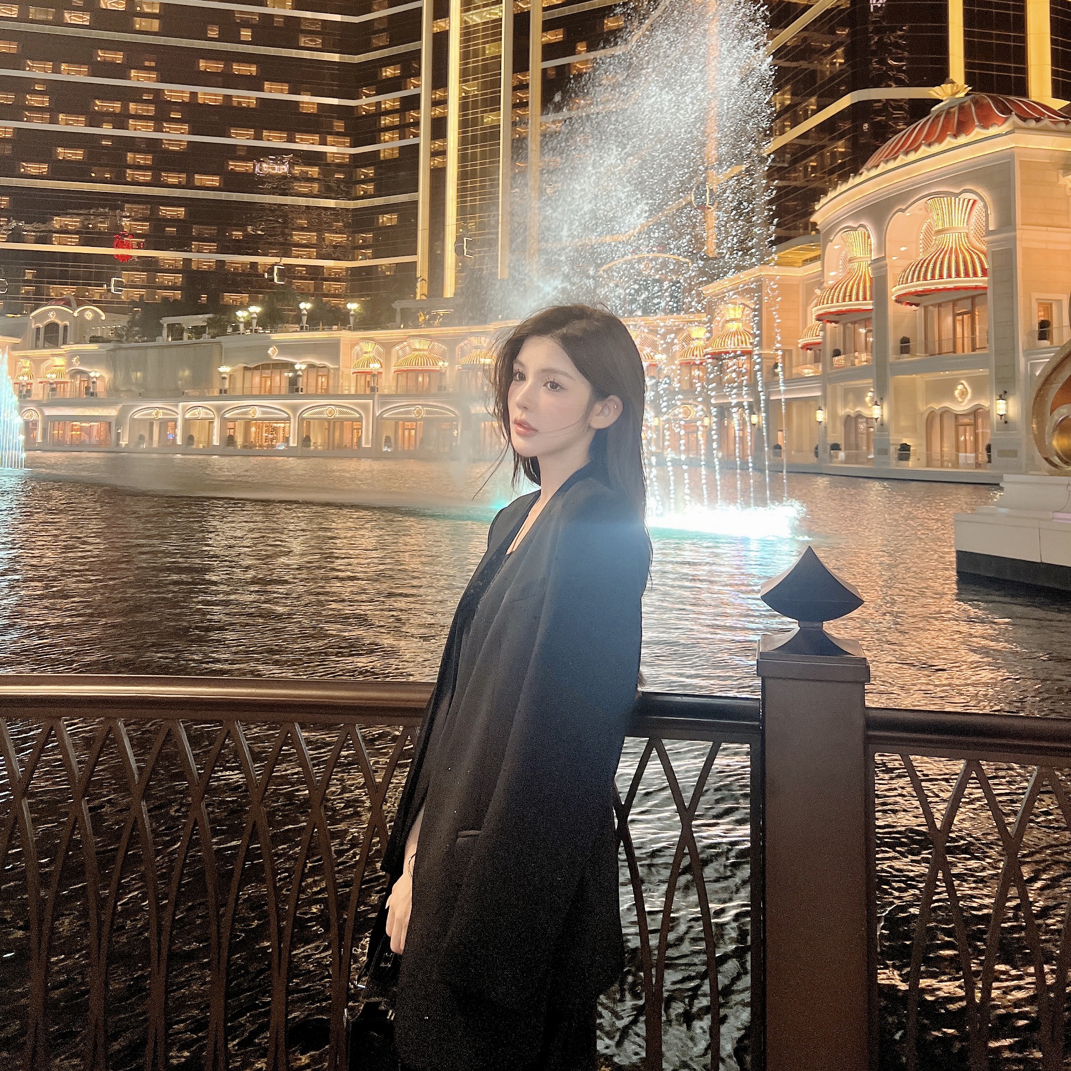 FAY【繁星点缀】时尚高级感气质轻奢烫钻白搭中长款设计感西装外套