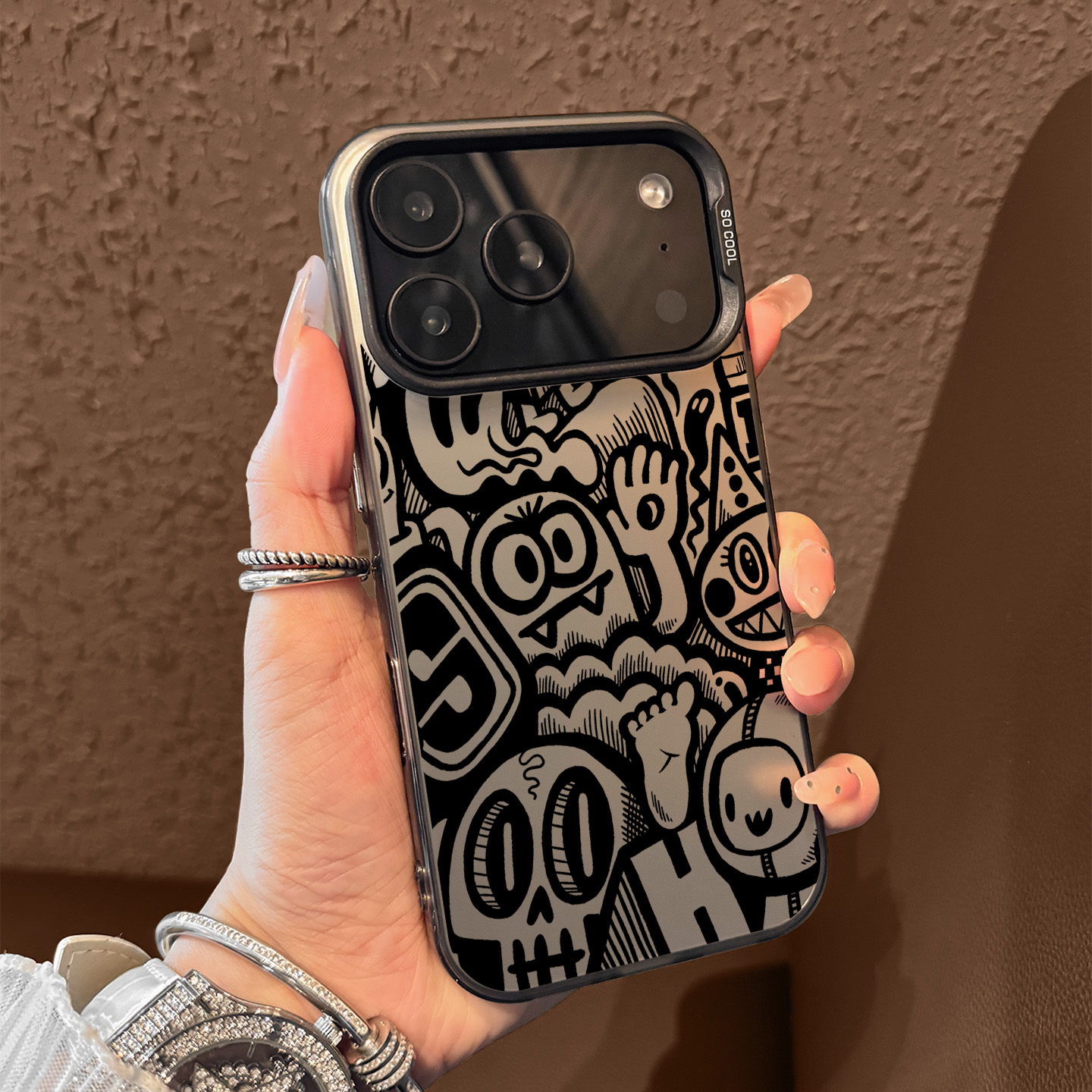 涂鸦线条适用苹果17promax手机壳新款iphone17pro彩银air高级感16