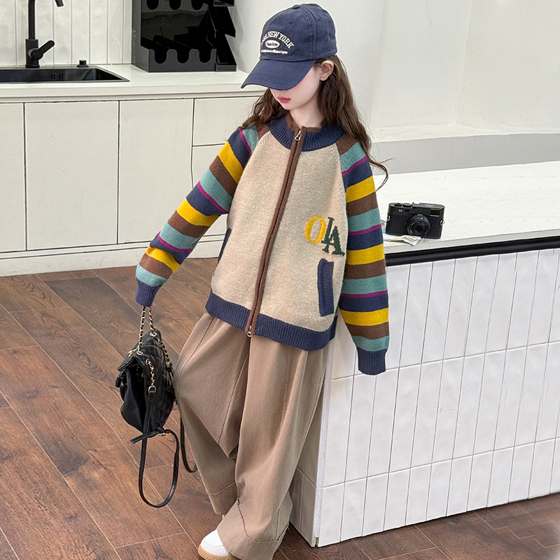 女童加厚毛衣外套秋冬2025新款女孩冬季韩系针织开衫儿童洋气爆款