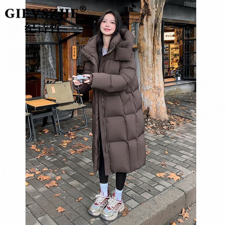 纪诗哲白鹅绒咖色长款羽绒服女2025冬季新款加厚保暖宽松泡芙外套