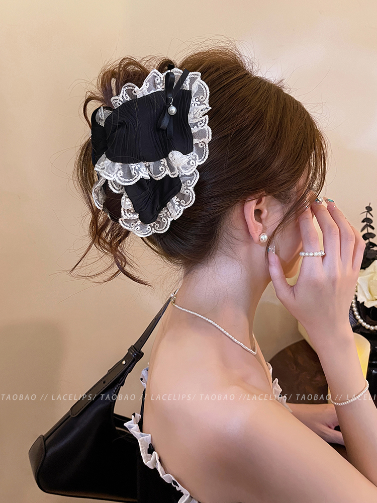 法式温柔蕾丝边三角抓夹女高级感2025新款波点鲨鱼夹盘发夹子发饰