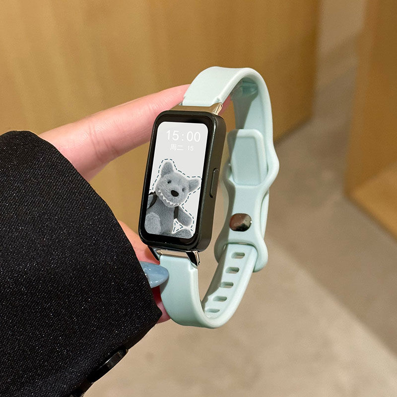 适用华为手环10/9/8表带柔软硅胶夏季nfc运动手腕带学生保护套女
