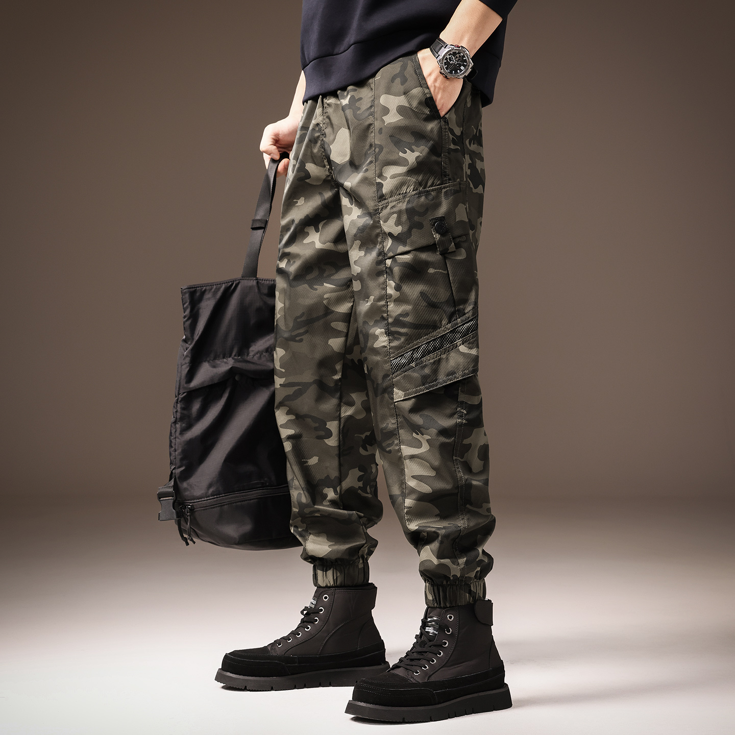 高端美式户外迷彩工装裤子男2025秋季新款宽松直筒战术冲锋休闲裤