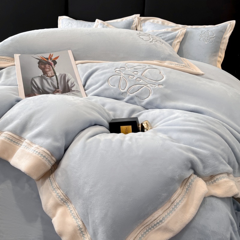 轻奢高级感A类母婴级牛奶绒四件套冬季加绒加厚被套床单床上用品4