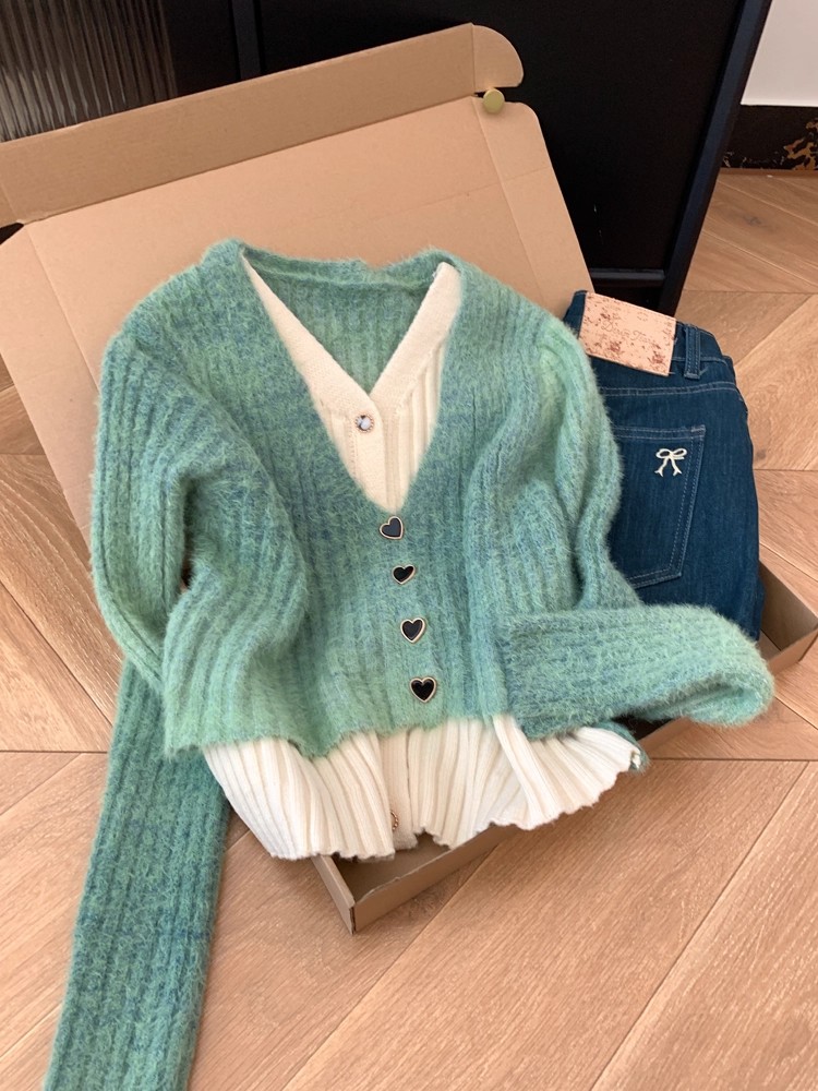 秋季慵懒风绿色爱心v领假两件针织开衫毛衣外套女气质设计感上衣