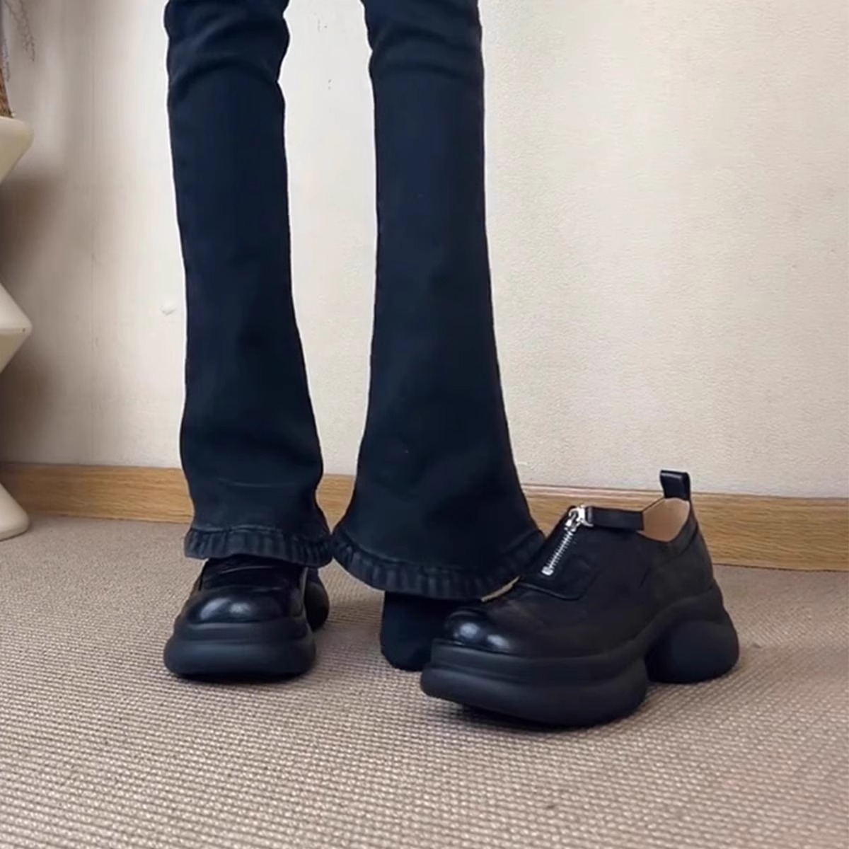 女主脚~厚底松糕底深口乐福鞋女一脚蹬圆头复古小皮鞋百搭单鞋子