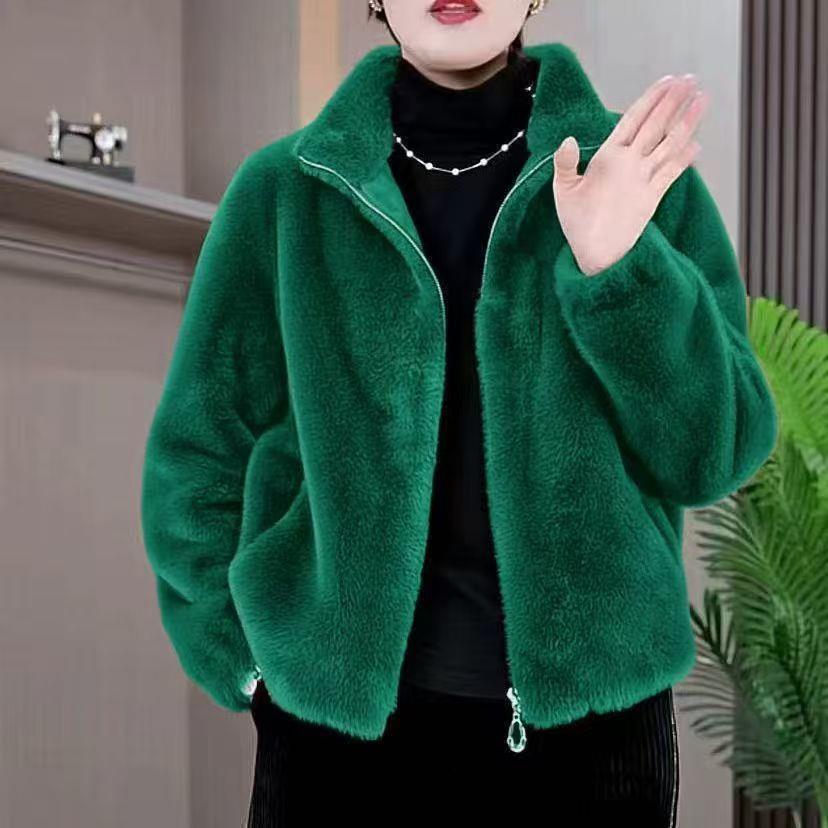年轻妈妈冬装洋气立领短款外套中老年女秋冬保暖皮毛一体百搭上衣