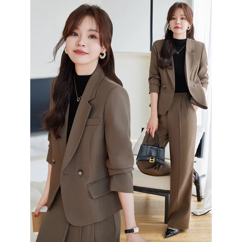 咖色短款西装套装女春秋2025新款小个子高级感休闲职业装西服外套