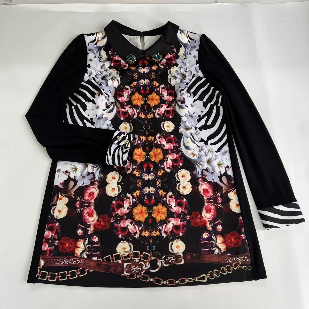 撤柜轻奢定位花绣花衬衫式连衣裙印花显瘦高弹打底时尚复古C754