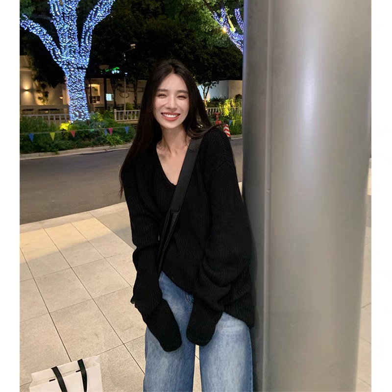韩版慵懒风黑色V领套头毛衣女秋冬新款宽松时尚百搭中长款上衣ins