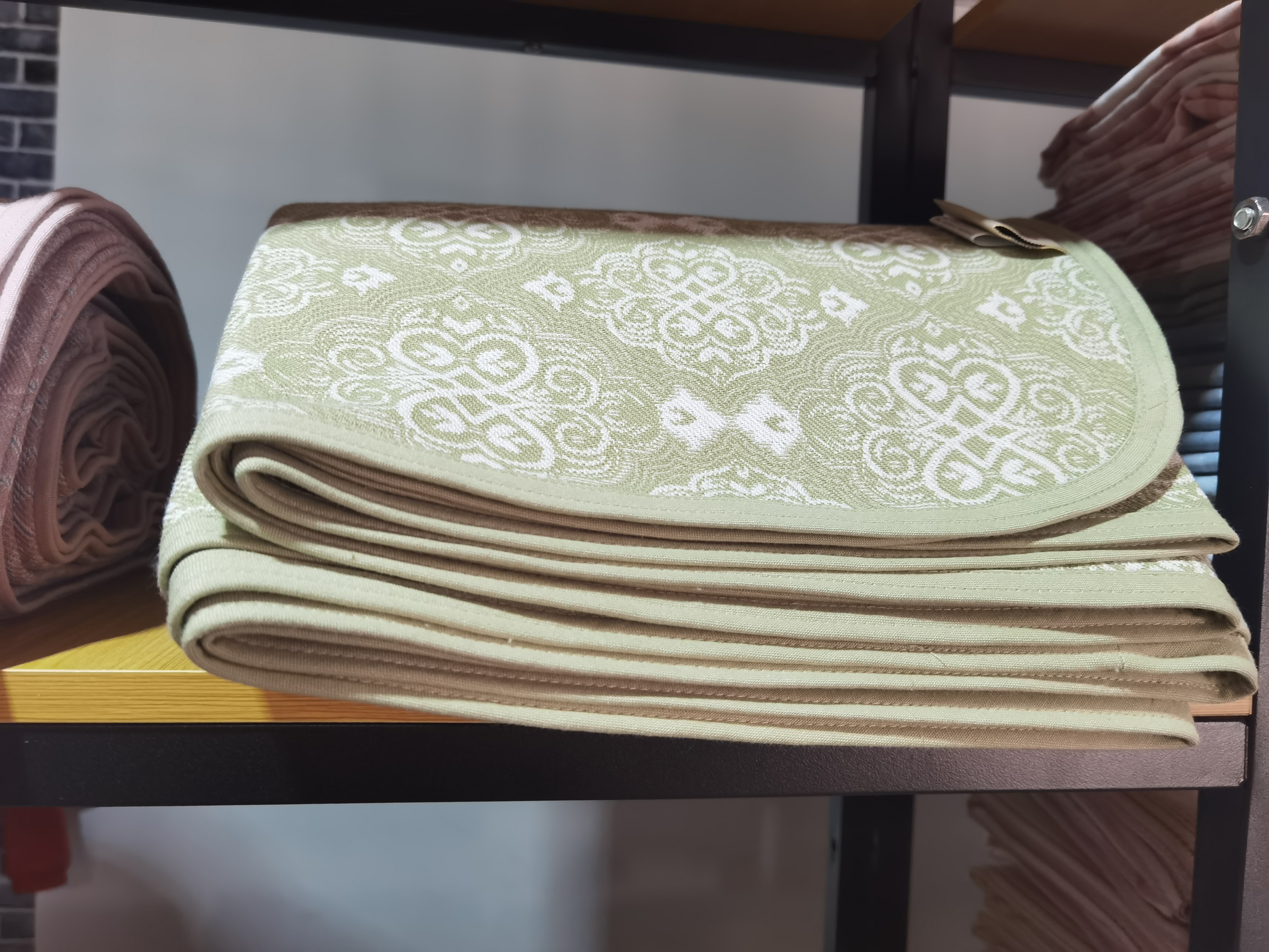 100棉提花粗布凉席