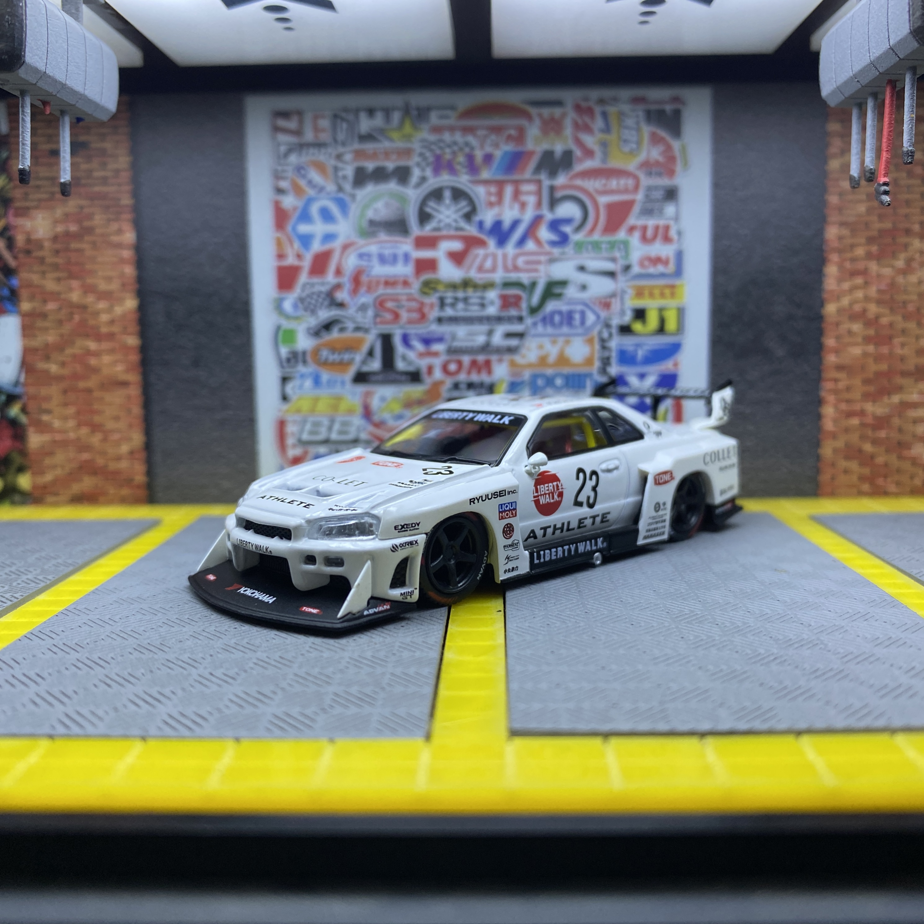 MINIGT 1:64 #1059 日产 Nissan ER34 23号 仿真合金汽车模型摆件