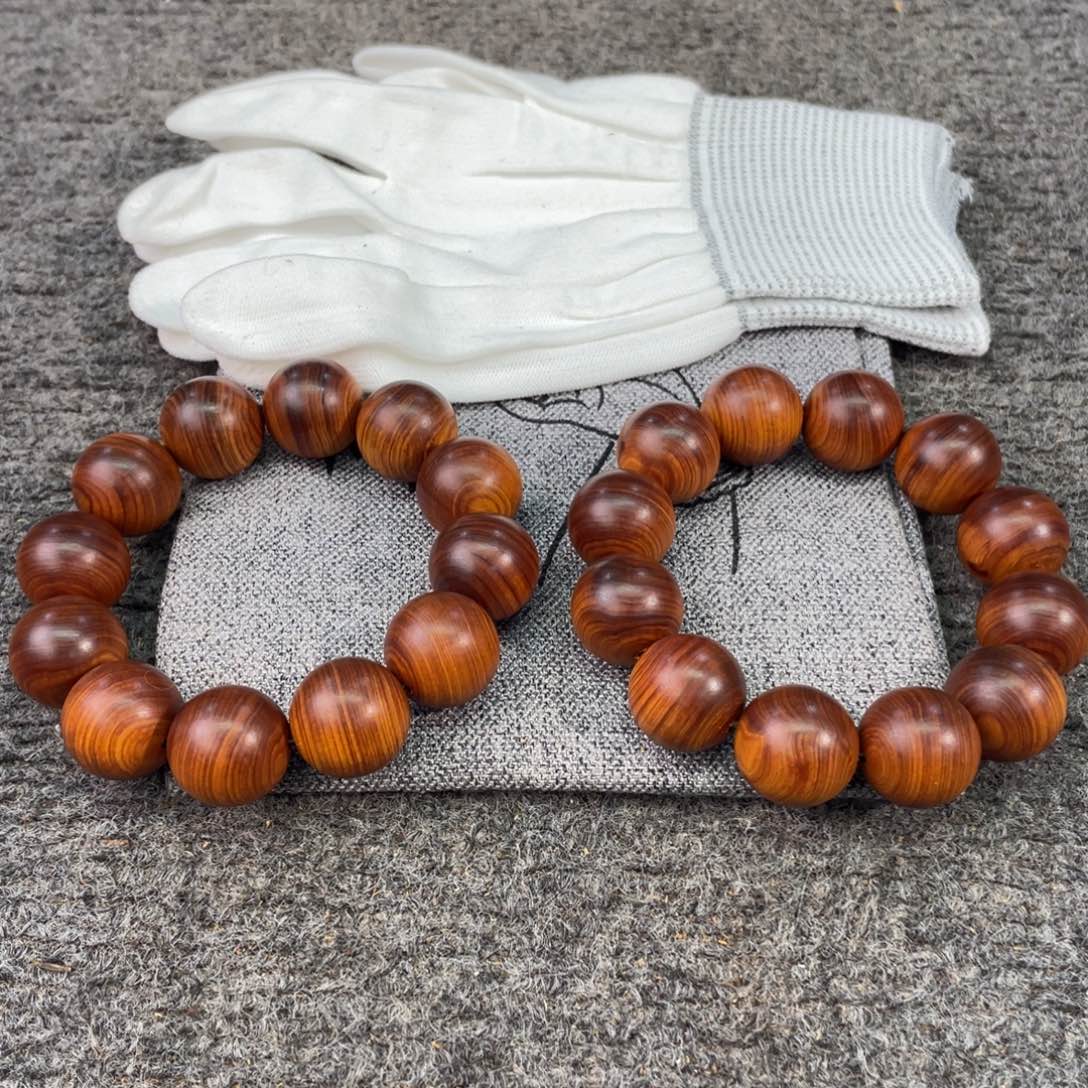 柏木（崖柏）到手2条，太行崖柏，2.0干黑油，特别香，奶油香