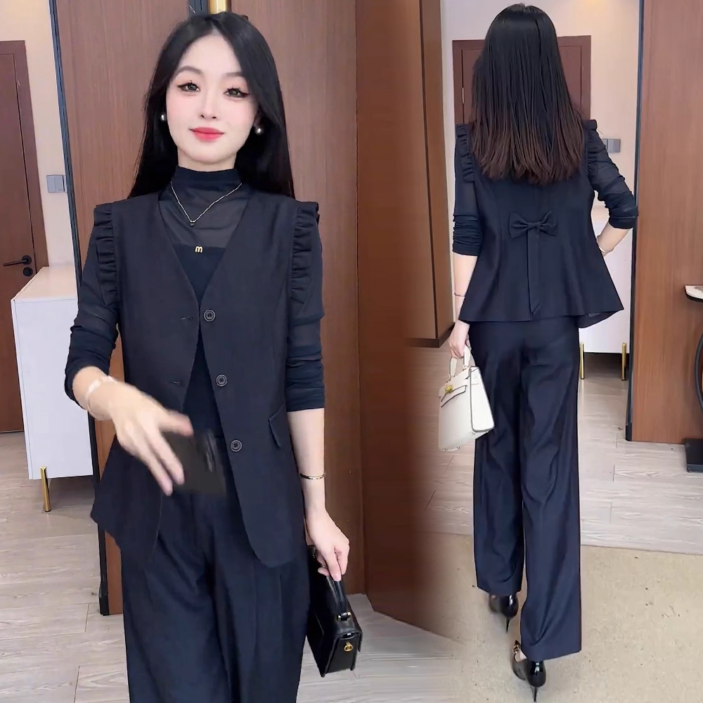 时尚套装女2025秋季新款洋气减龄木耳边马甲打底T恤阔腿裤三件套
